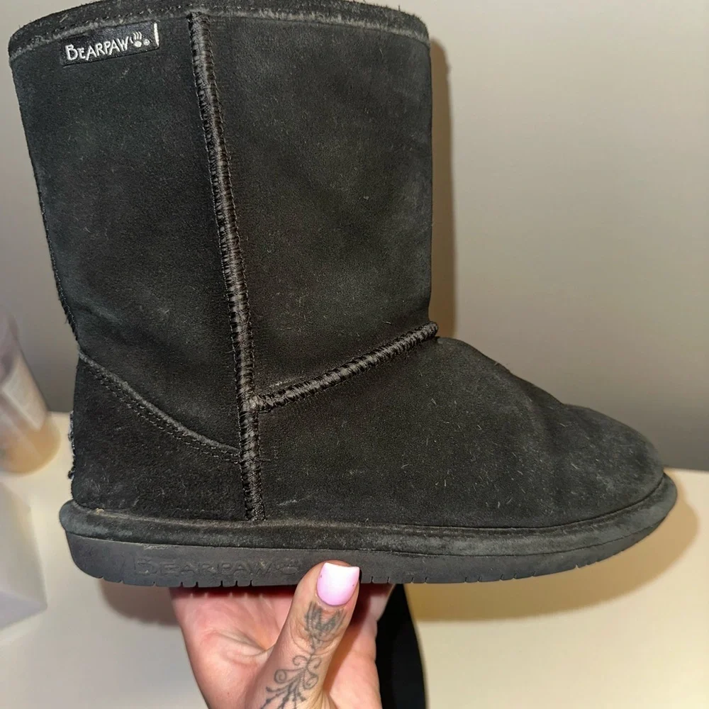 Bearpaw Youth Black Suede Shearling Boots (Size 3Y)